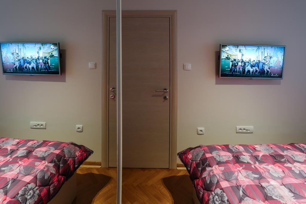 Apartment Promenada Нови-Сад Экстерьер фото